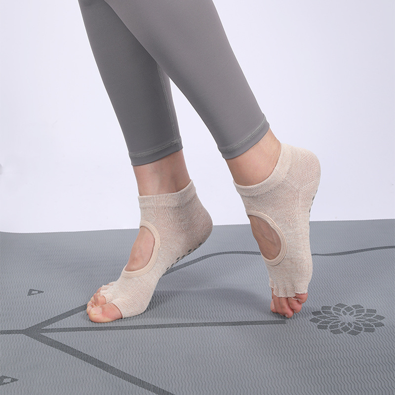 المهنية اليوغا الجوارب سيليكون - مراجعة Trampoline Park Sock وسعره