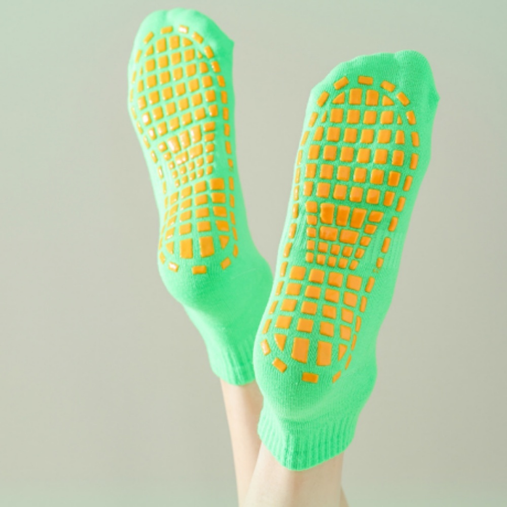 5 أزواج عشوائية من جوارب الترا - مراجعة Trampoline Park Sock وسعره